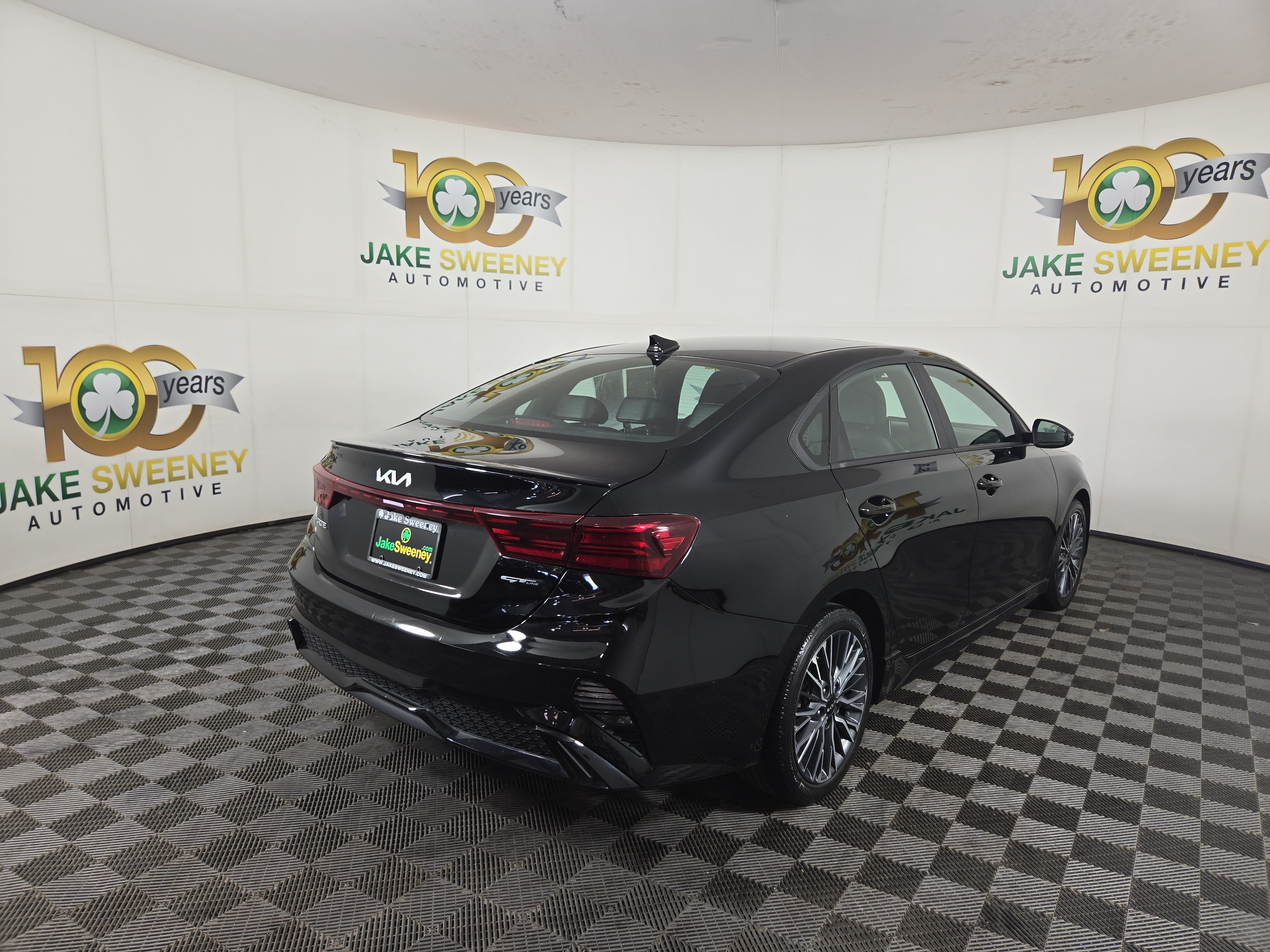 Used 2023 Kia Forte GT-Line w/ GT-Line Premium Package FWD image 9