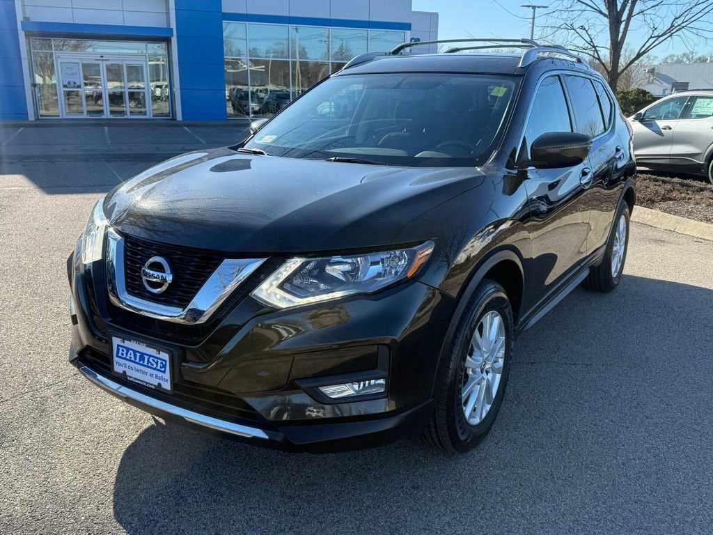Used 2017 Nissan Rogue SV image 8
