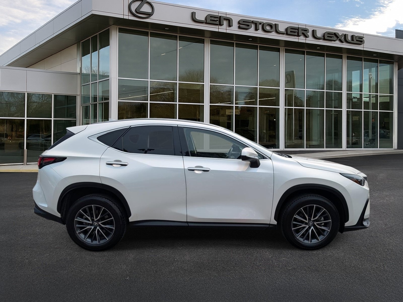 Certified 2025 Lexus NX 350 AWD w/ Accessory Package (2T) image 2