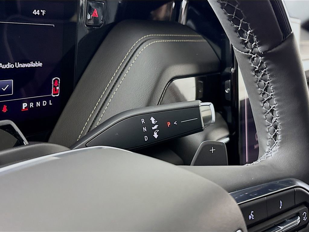 New 2026 GMC Yukon XL Elevation w/ Elevation Premium Package image 17