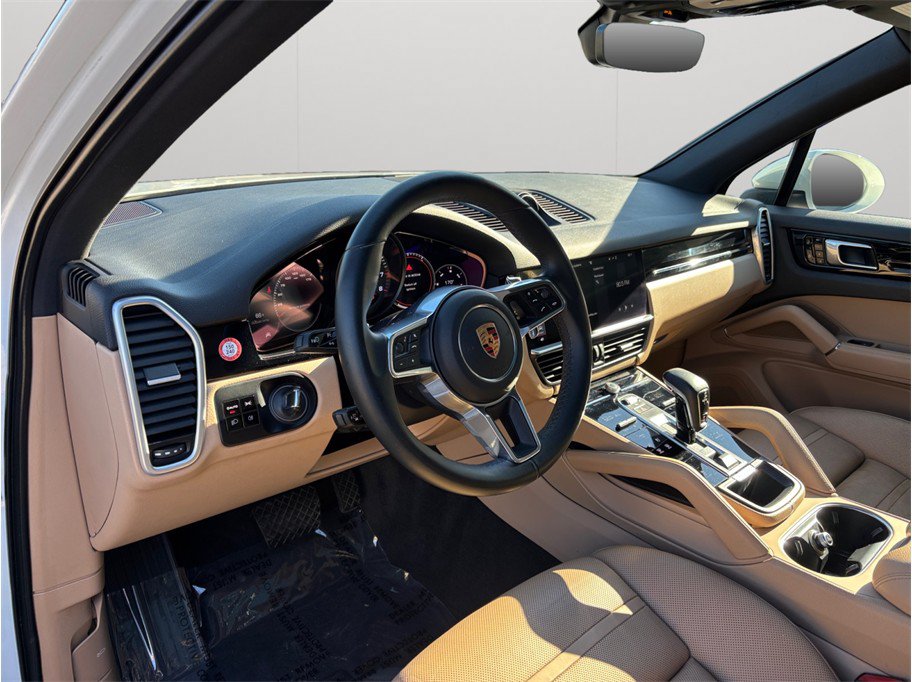 Used 2019 Porsche Cayenne w/ Premium Package AWD/4WD image 6