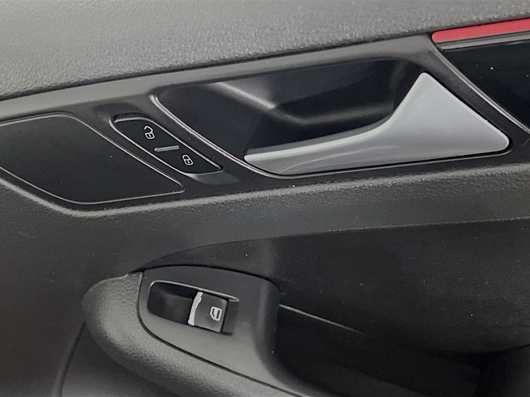 Used 2017 Volkswagen Jetta GLI FWD image 32
