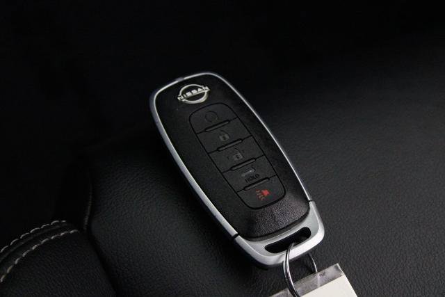 Certified 2026 Nissan Rogue SL FWD image 30
