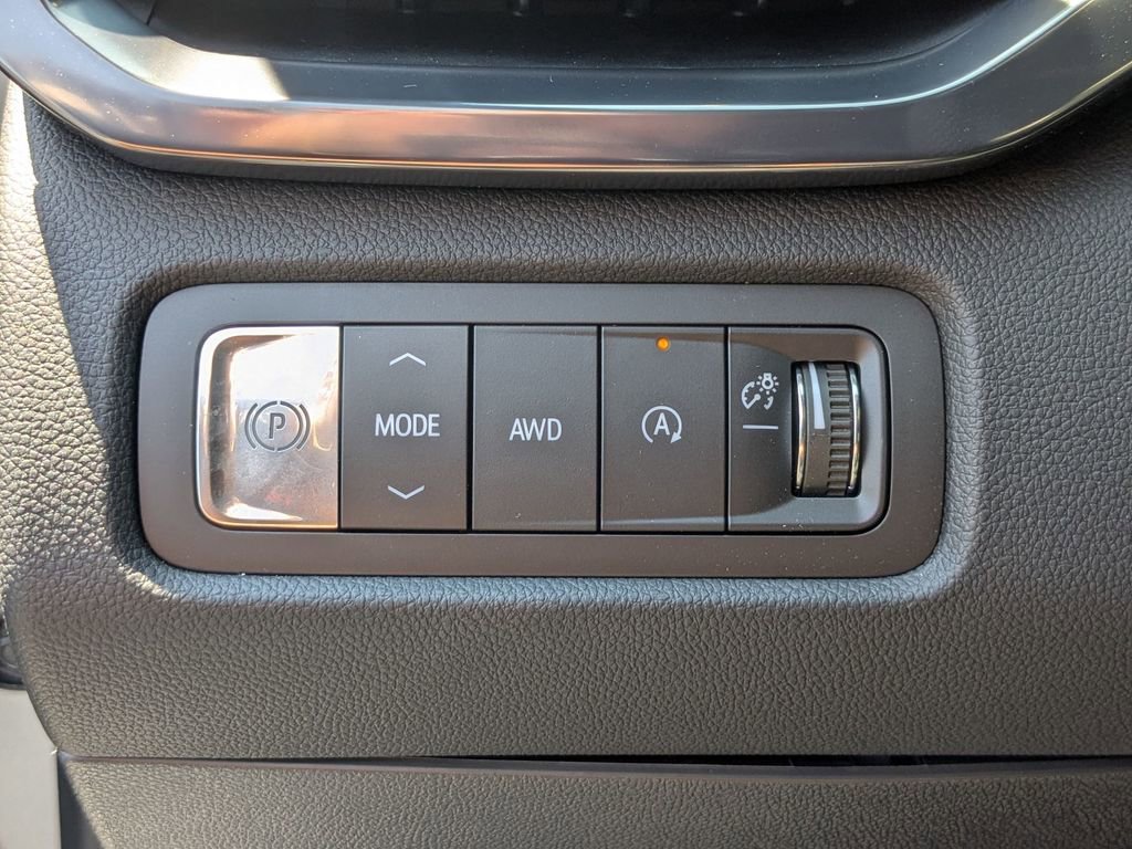 New 2026 GMC Acadia AT4 w/ LPO, Floor Liner Package image 21