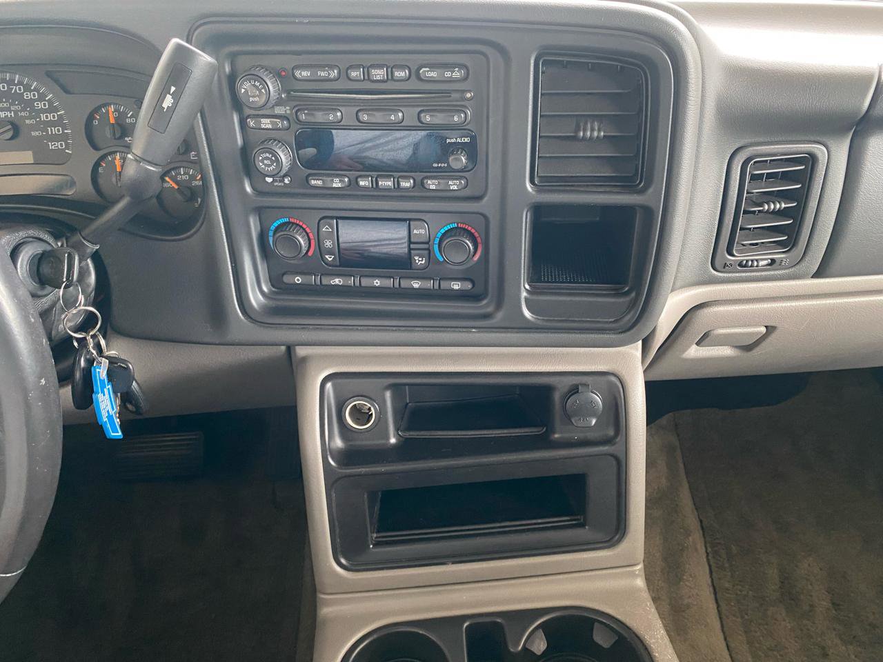 Used 2003 Chevrolet Tahoe LT AWD/4WD image 11