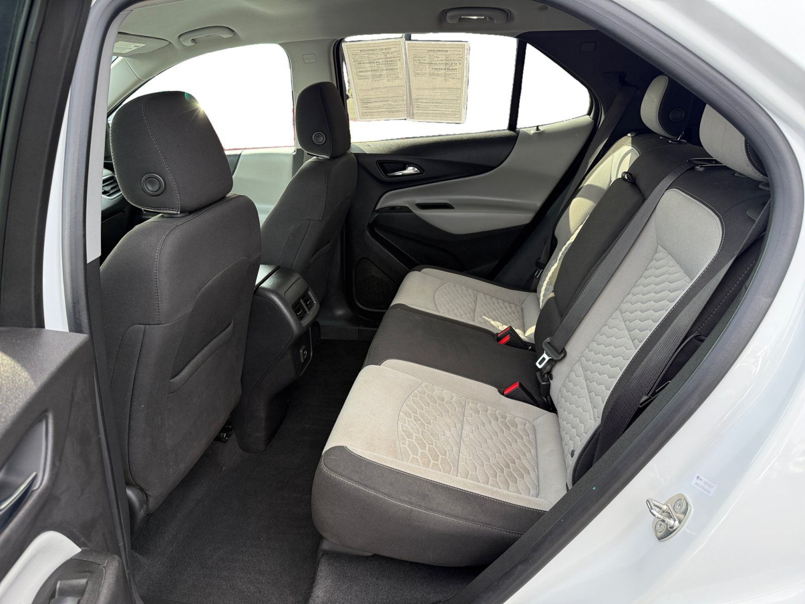 Used 2019 Chevrolet Equinox LS w/ LS Convenience Package FWD image 16