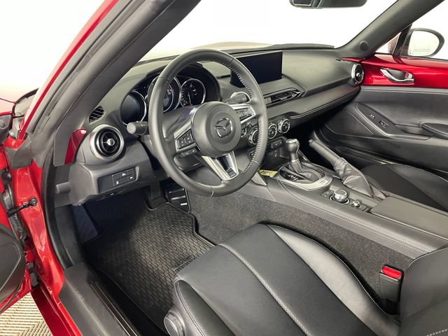 Used 2025 MAZDA MX-5 Miata RF Grand Touring w/ Weather Package RWD image 3