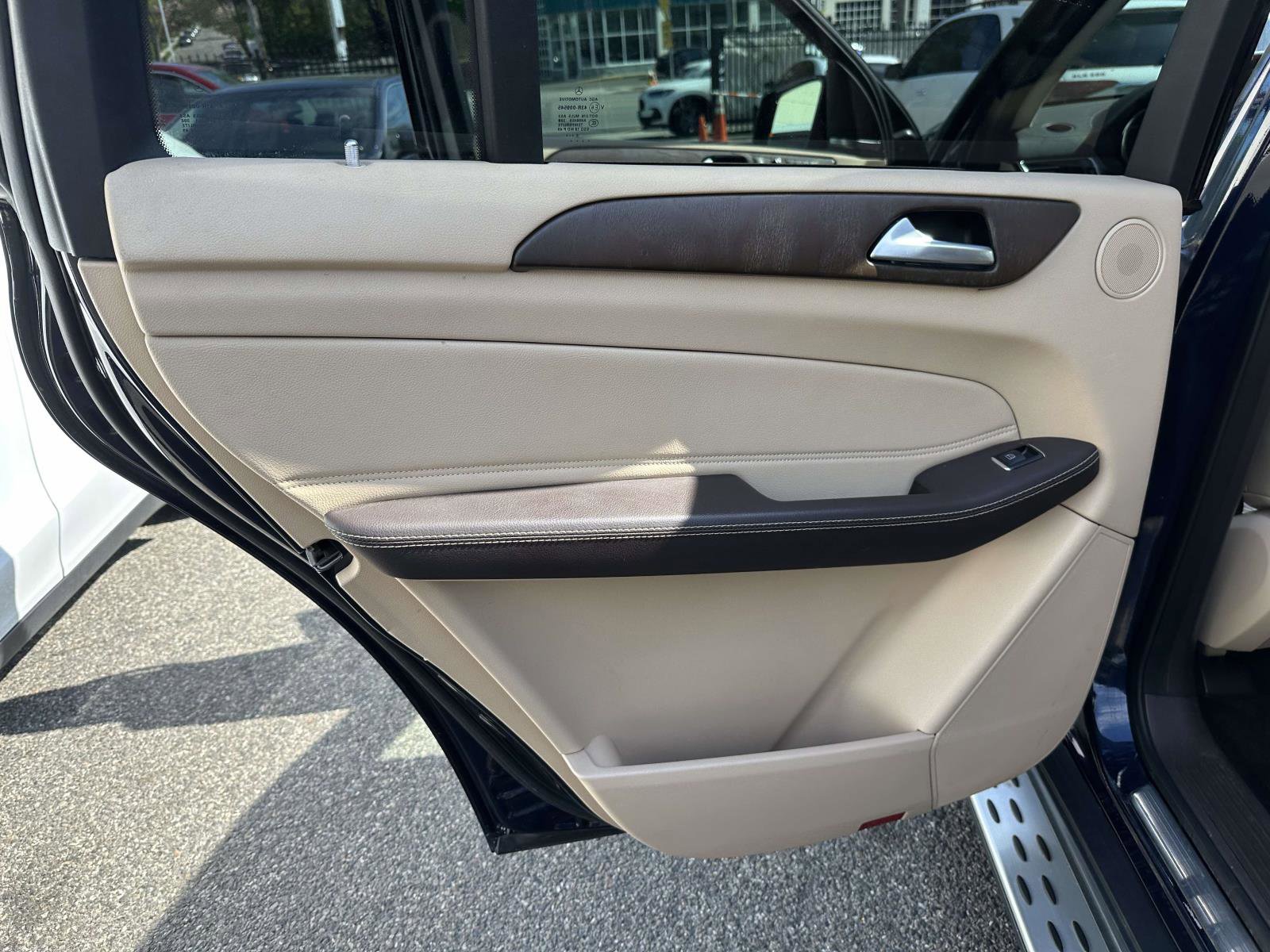 Used 2019 Mercedes-Benz GLS 450 4MATIC w/ Premium 1 Package image 17