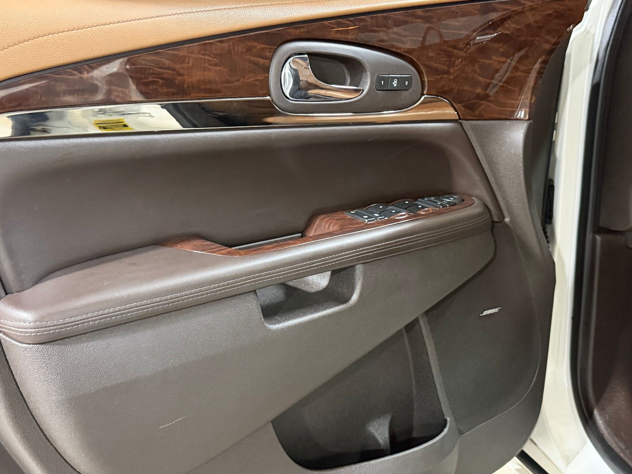 Used 2014 Buick Enclave Premium FWD image 11