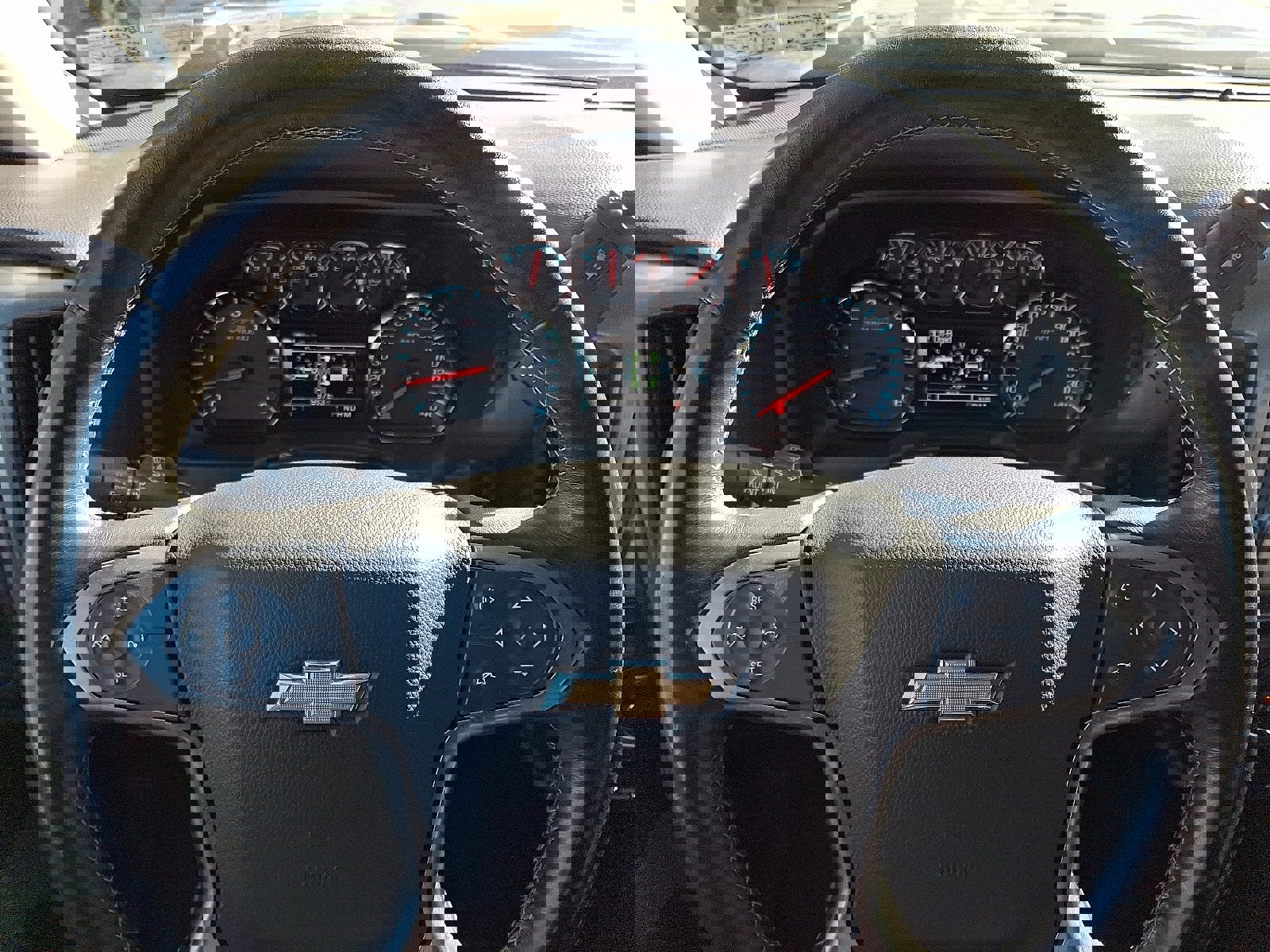 Used 2016 Chevrolet Silverado 1500 LT w/ LPO, Off-Road Sport Package image 18