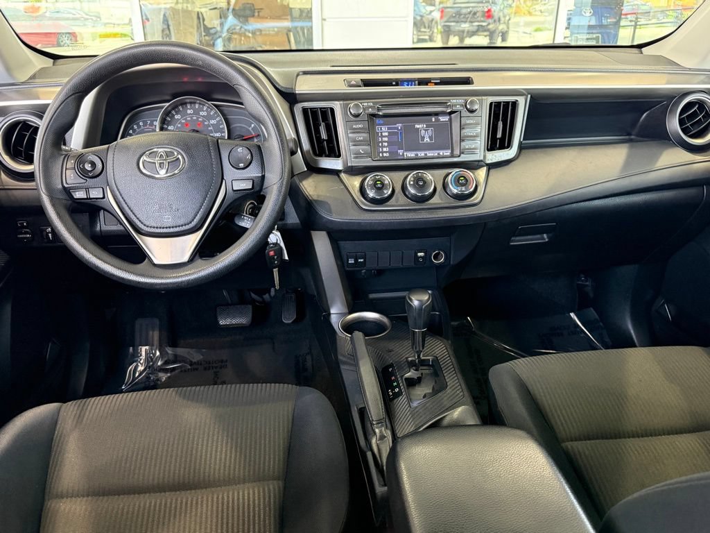 Used 2014 Toyota RAV4 LE FWD image 30