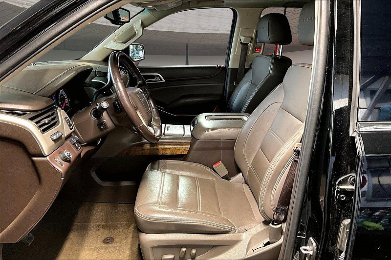 Used 2018 GMC Yukon Denali w/ Open Road Package RWD image 22