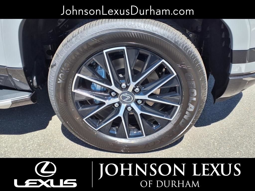 New 2025 Lexus GX 550 550 Premium+ w/ Accessory Package (2T) image 11