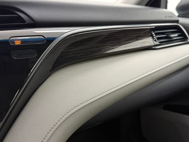 Used 2019 Toyota Camry LE w/ Convenience Package FWD image 22