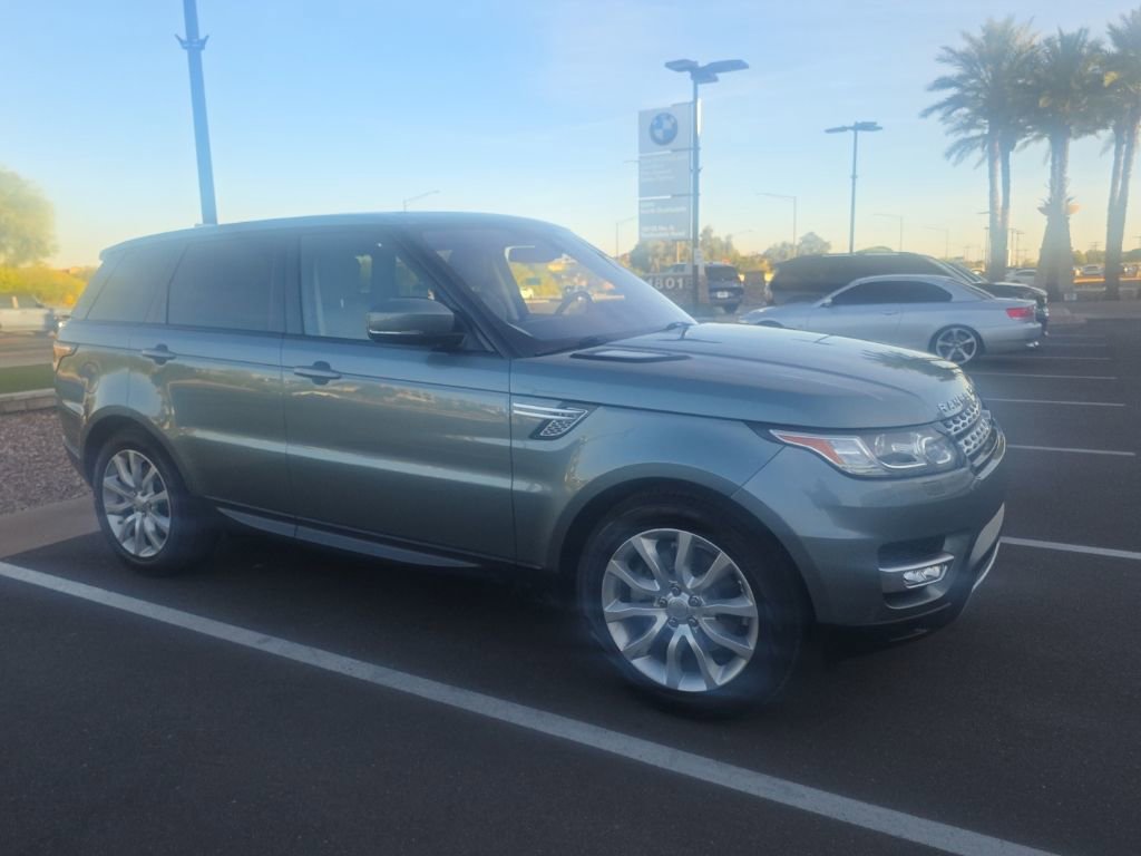 Used 2016 Land Rover Range Rover Sport HSE image 3