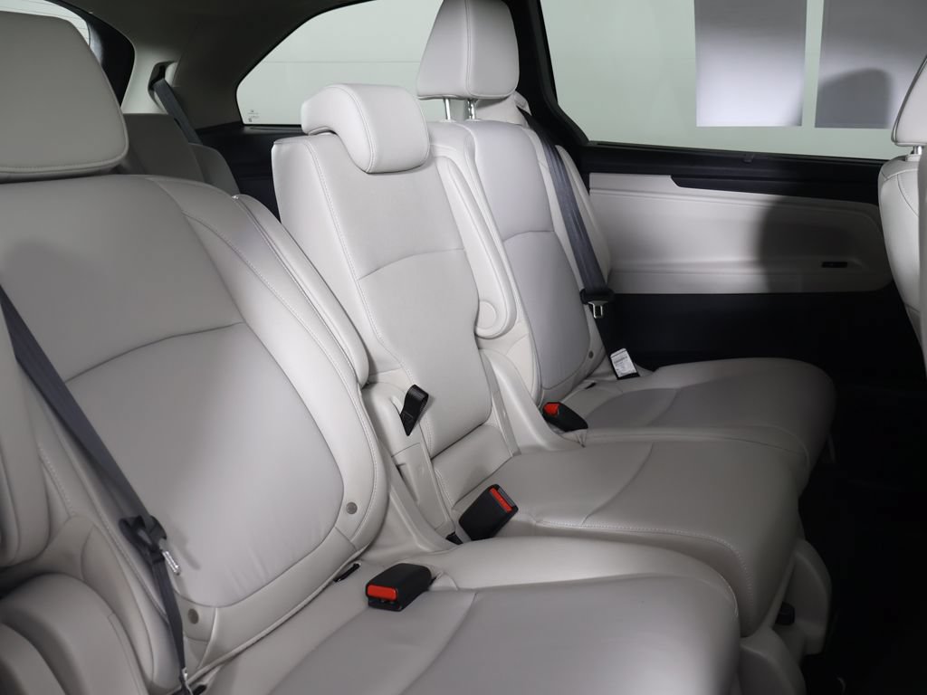 Certified 2026 Honda Odyssey EX-L image 34