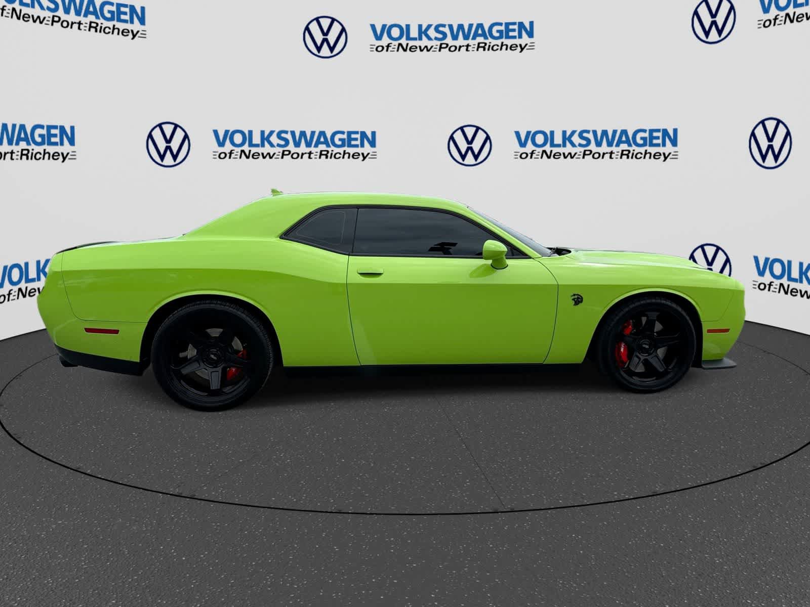 Used 2023 Dodge Challenger SRT Hellcat w/ Driver Convenience Group RWD image 15