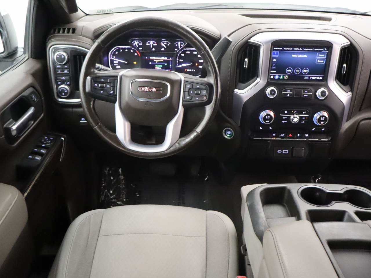 Used 2019 GMC Sierra 1500 SLE w/ SLE Value Package AWD/4WD image 14