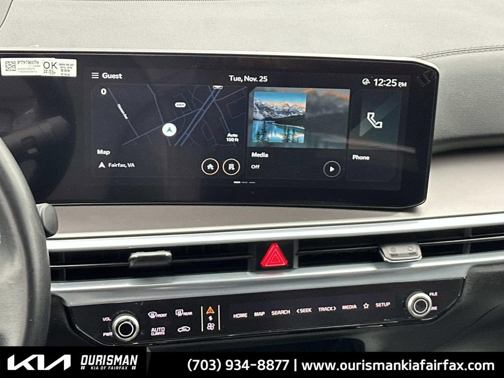 Used 2025 Kia Sorento SX image 9
