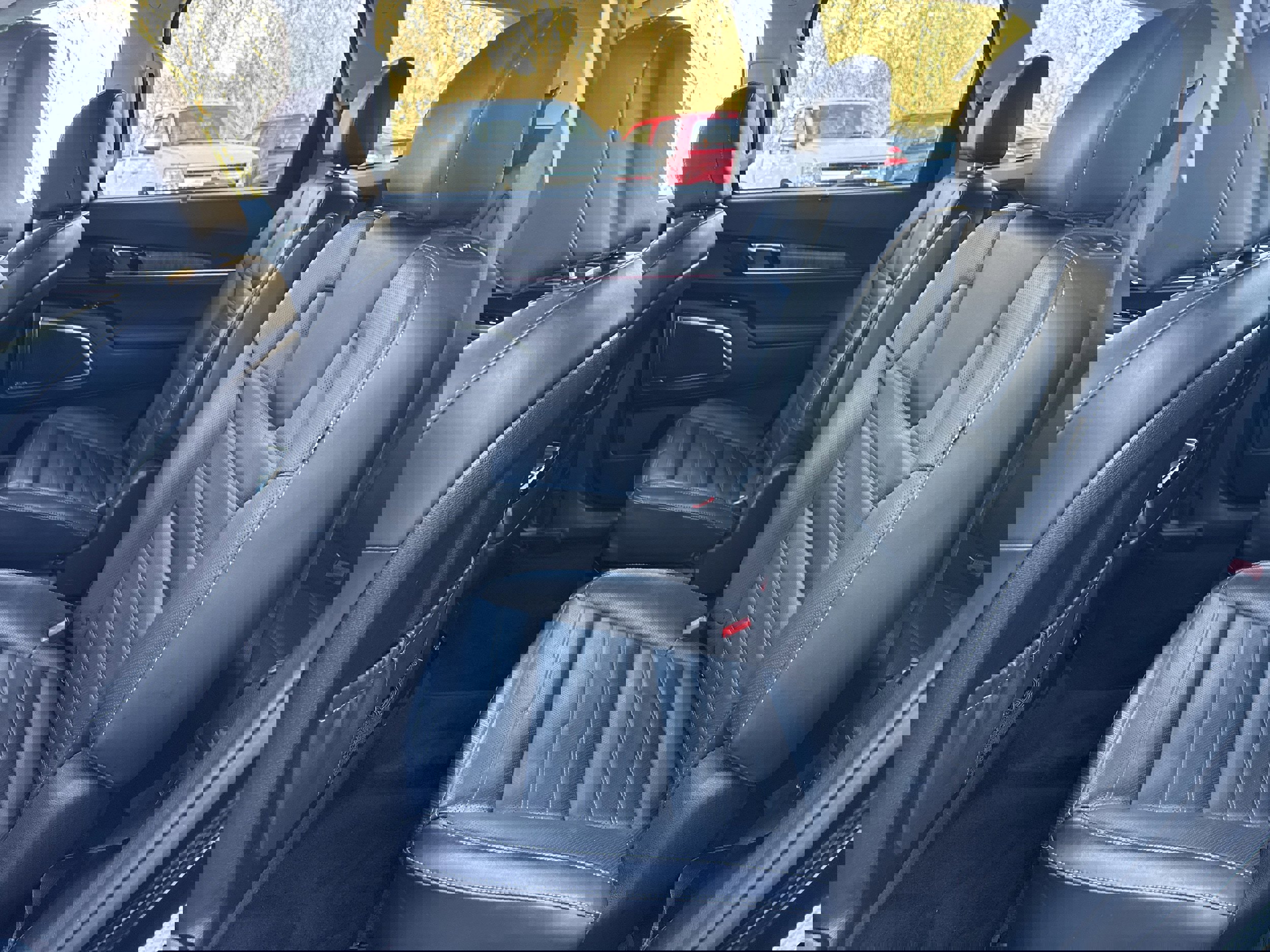 Used 2024 Kia Telluride SX Prestige w/ Towing Package AWD/4WD image 11