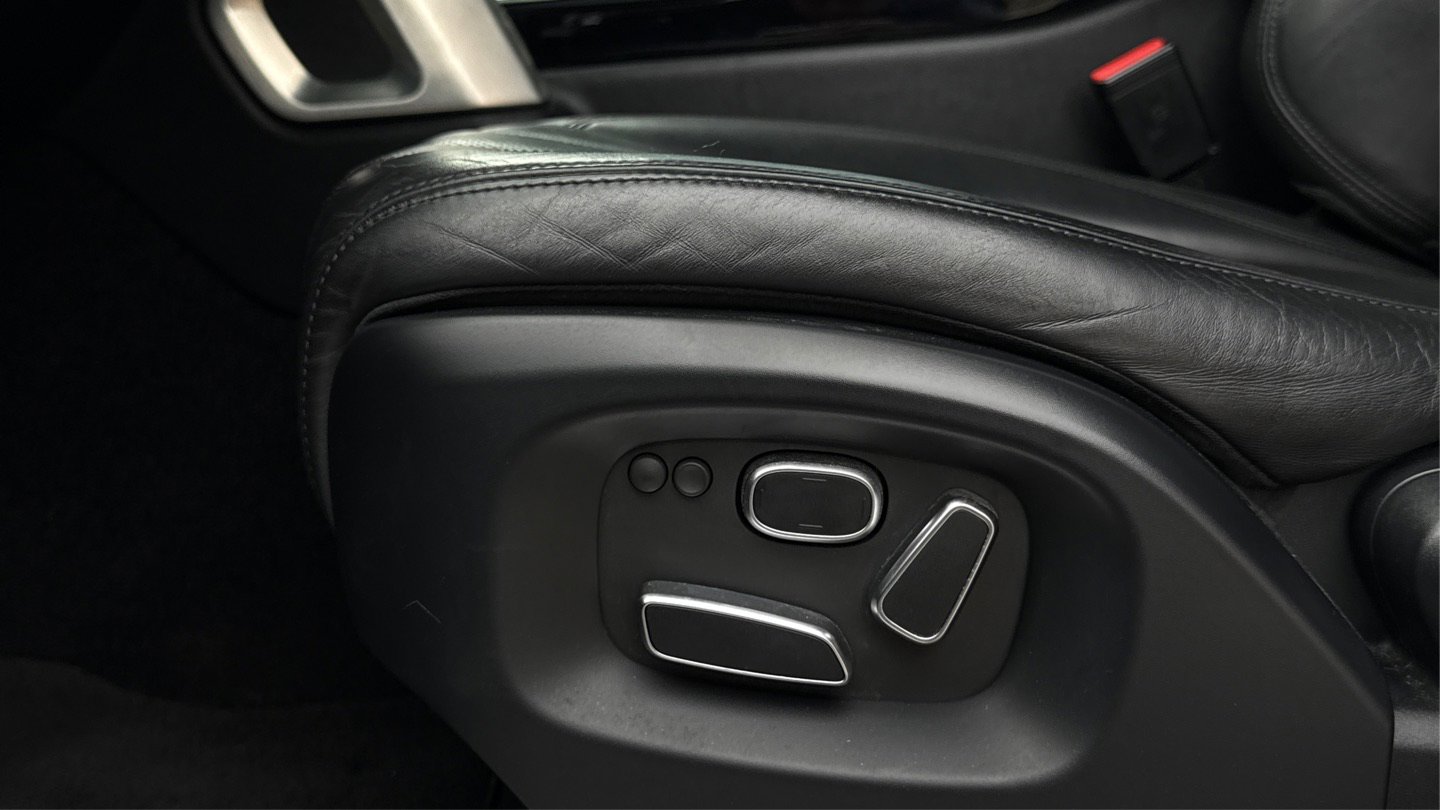 Used 2014 Land Rover Range Rover Supercharged image 21