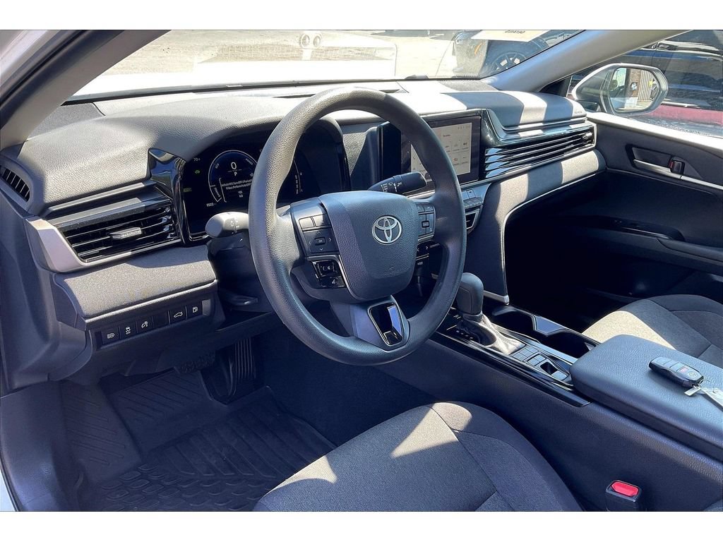 Used 2025 Toyota Camry LE w/ Convenience Package AWD/4WD image 13