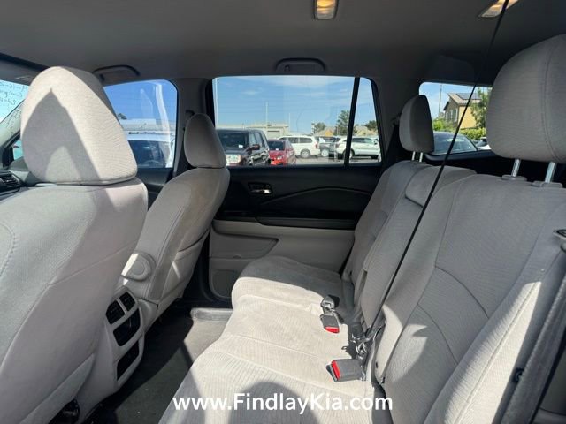 Used 2017 Honda Pilot LX image 6