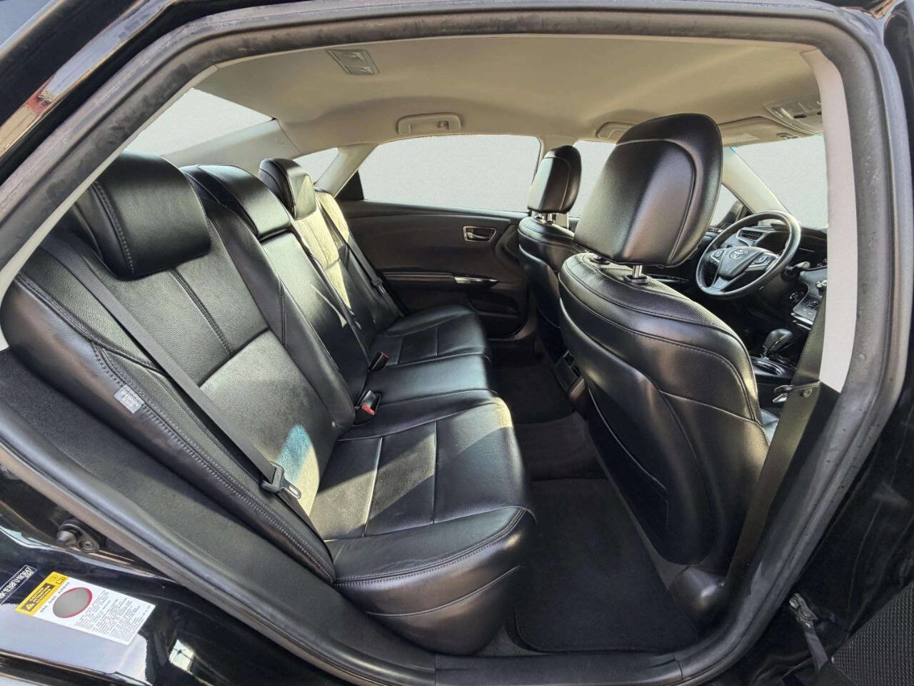 Used 2015 Toyota Avalon XLE image 21