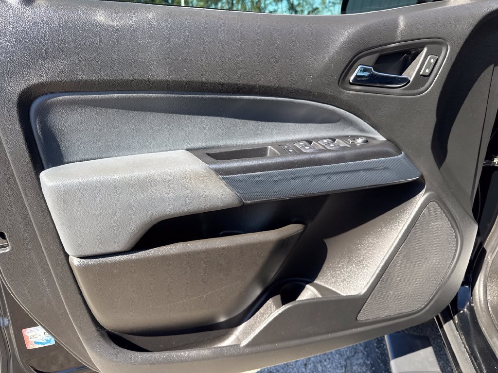 Used 2015 Chevrolet Silverado 2500 LT AWD/4WD image 14