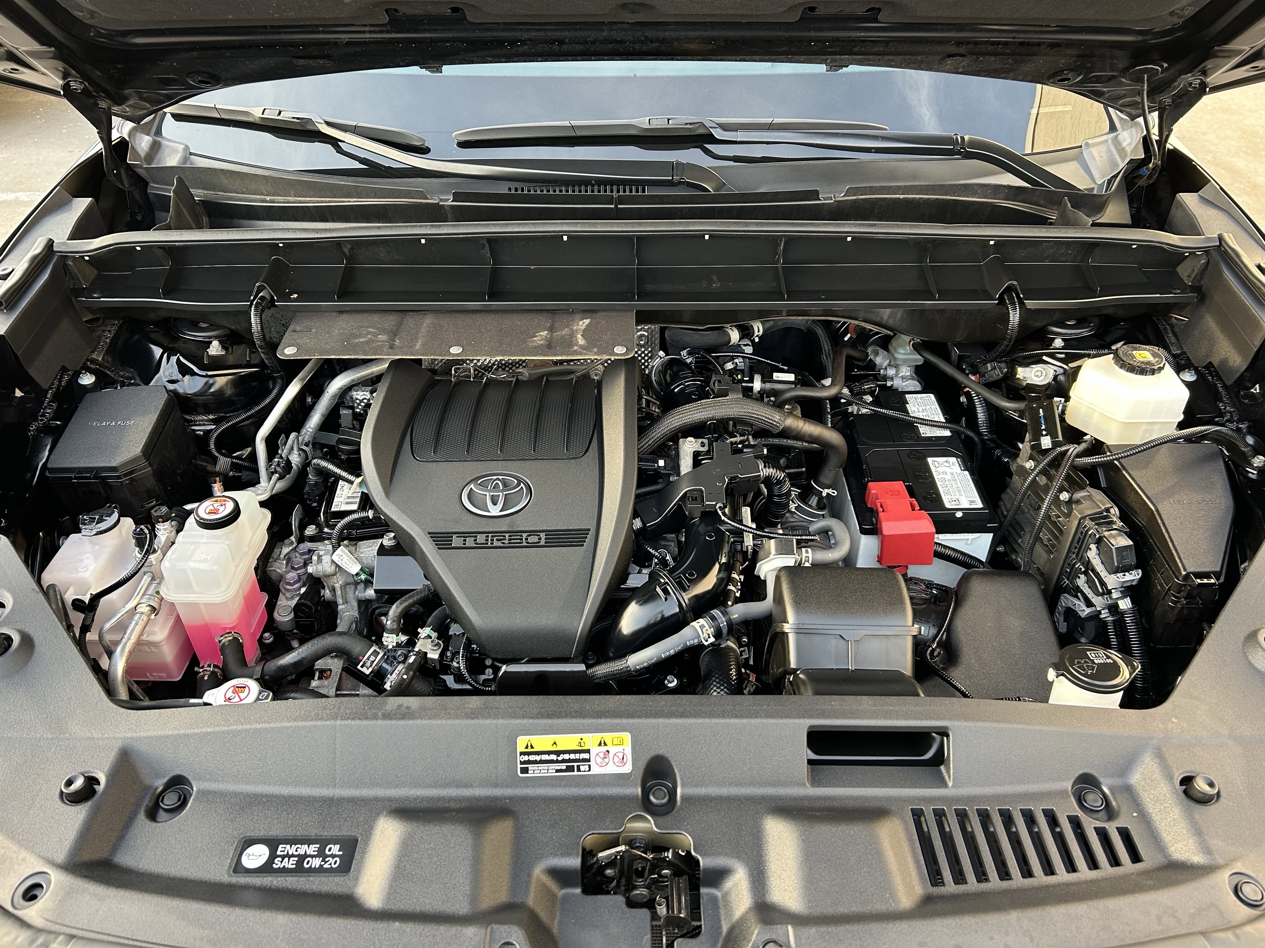 Used 2023 Toyota Highlander XLE image 12