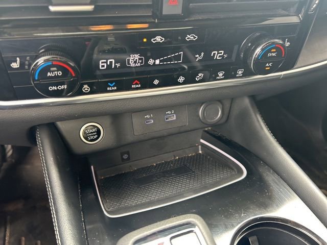 Used 2023 Nissan Rogue Platinum w/ Platinum Premium Package FWD image 33