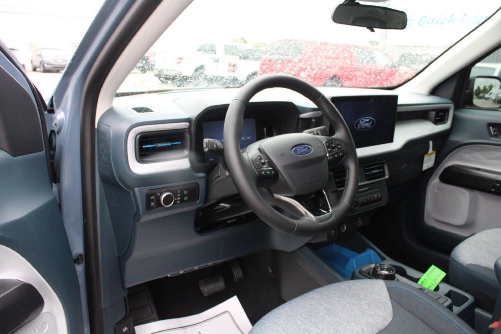 New 2026 Ford Maverick XLT w/ XLT Luxury Package FWD image 2