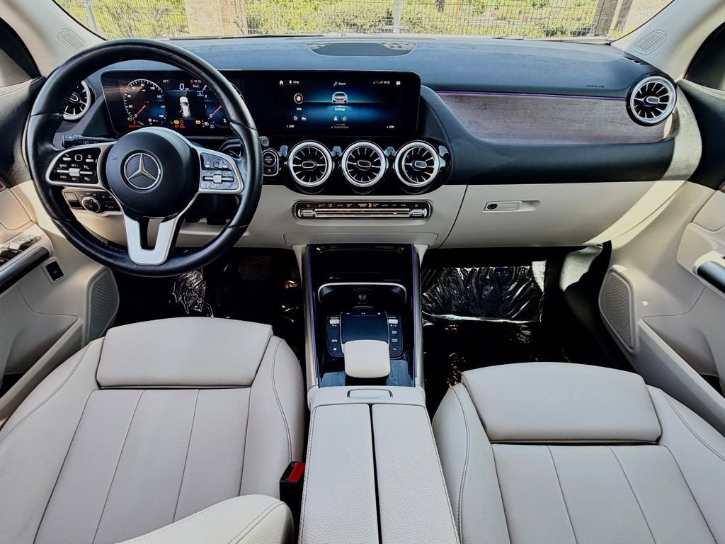Used 2023 Mercedes-Benz GLA 250 4MATIC image 29