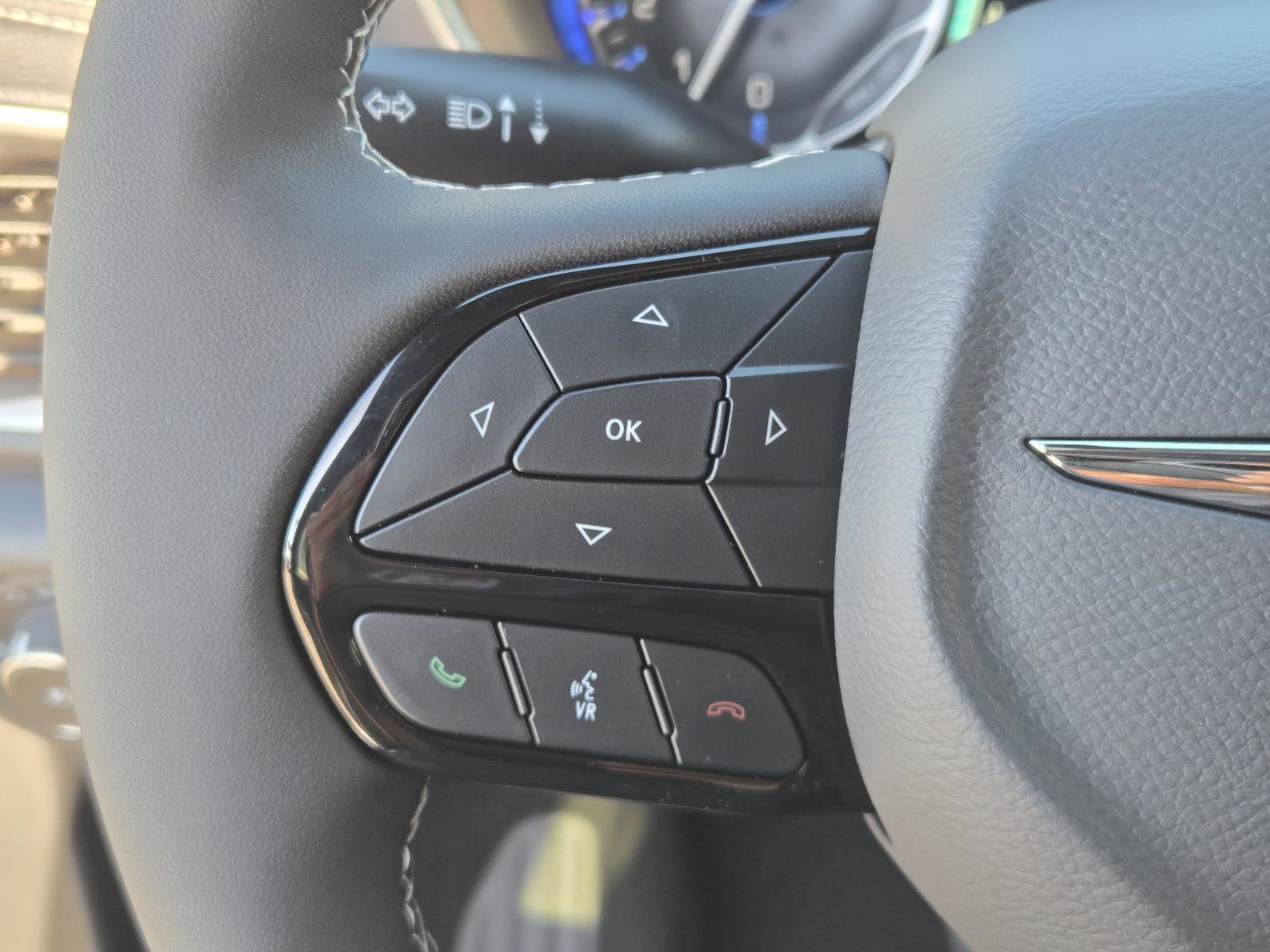 New 2026 Chrysler Pacifica Select w/ S Appearance Package image 18