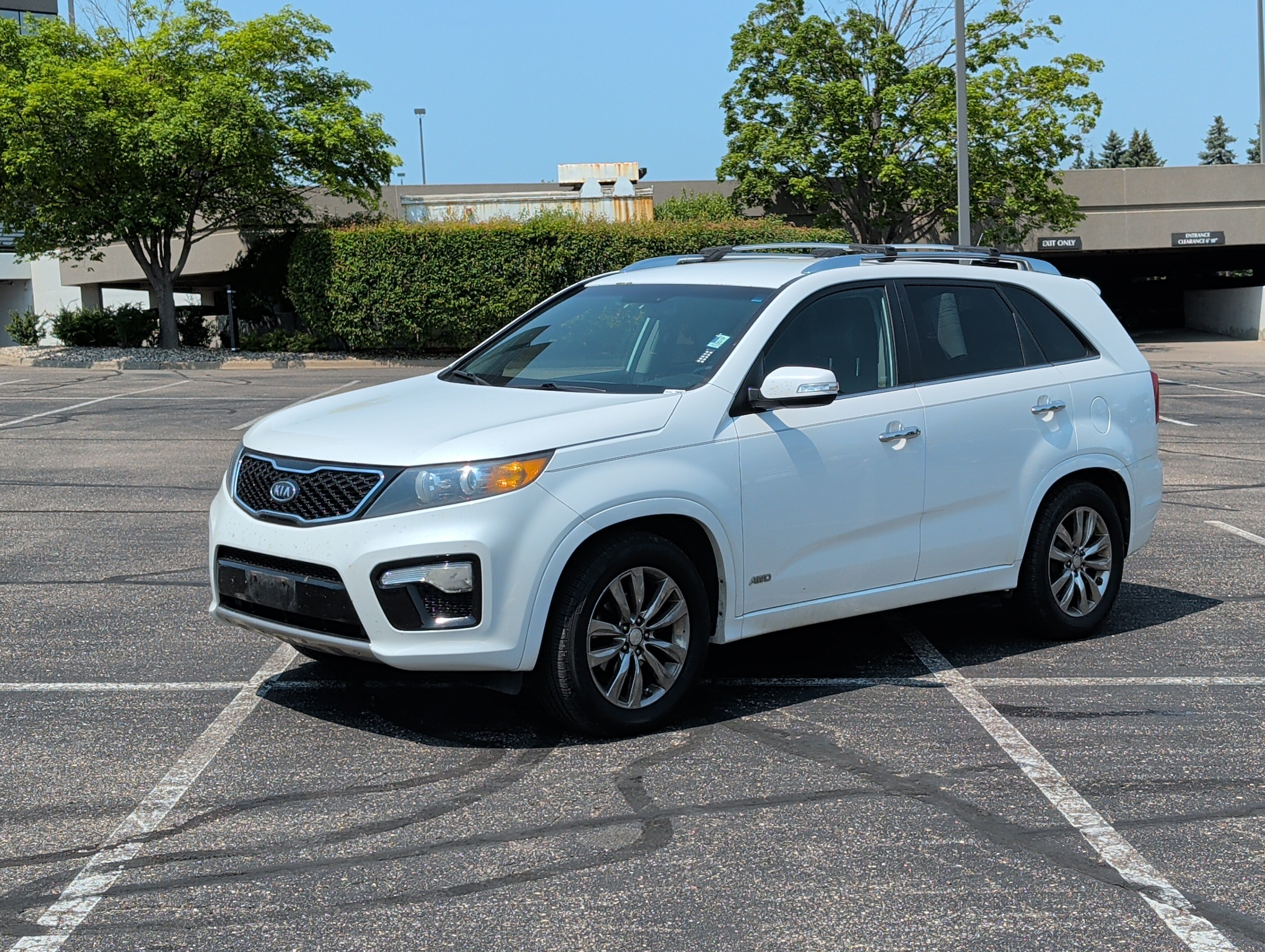 Used 2013 Kia Sorento SX AWD/4WD image 2