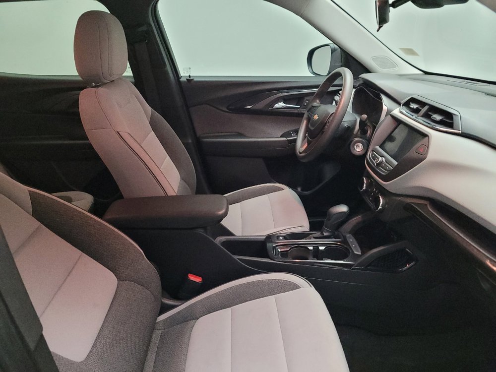 Used 2021 Chevrolet TrailBlazer LS image 21