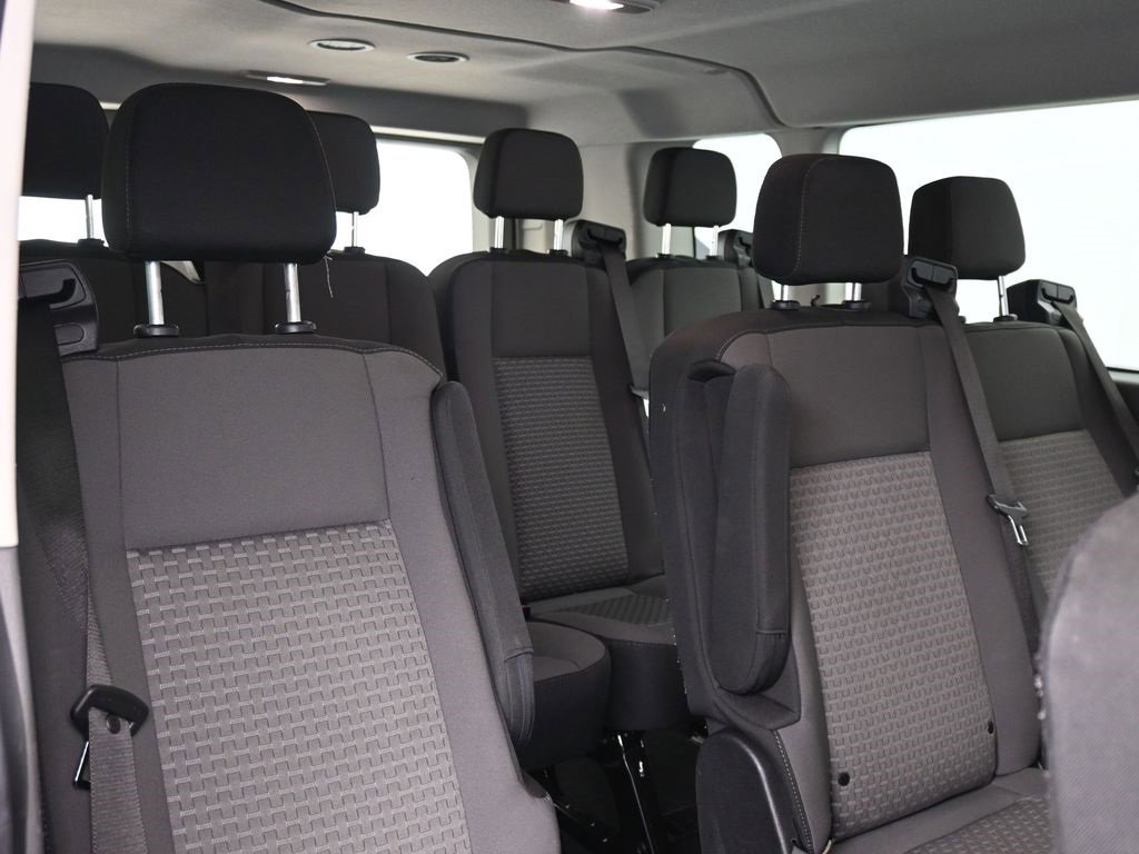 Used 2023 Ford Transit 350 XLT image 12