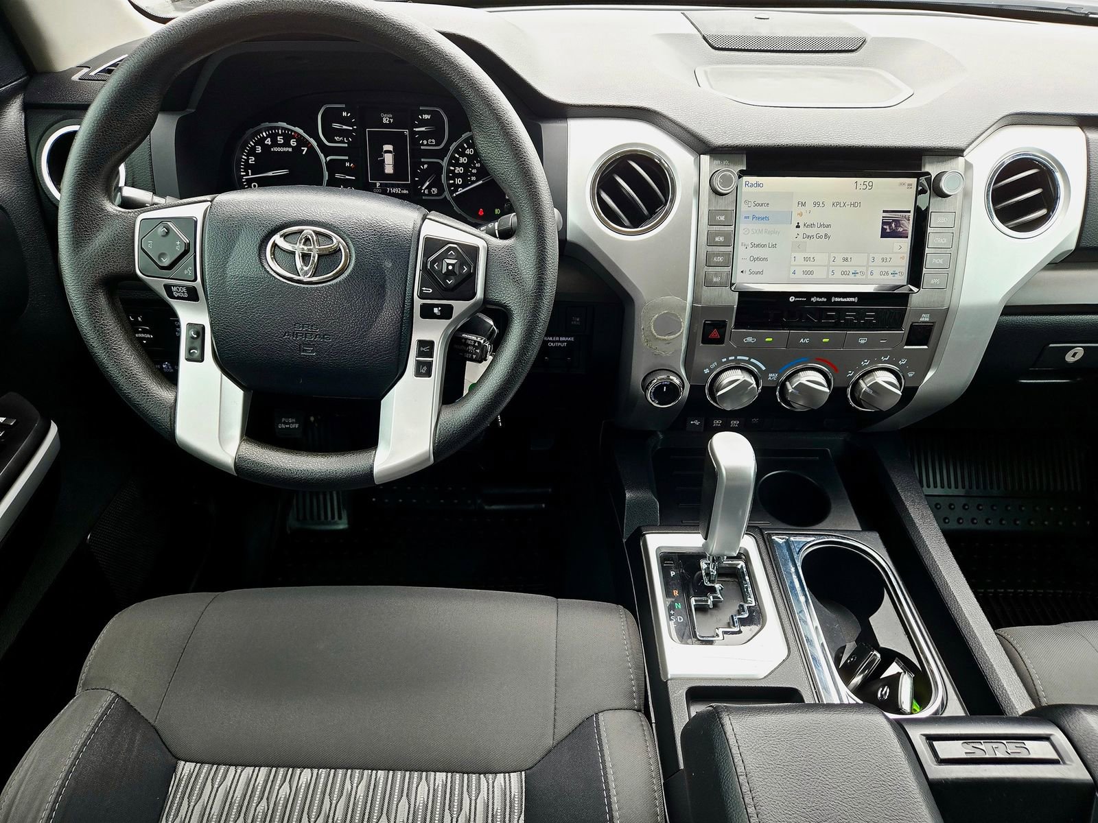 Used 2020 Toyota Tundra SR5 w/ SR5 Upgrade Package AWD/4WD image 9