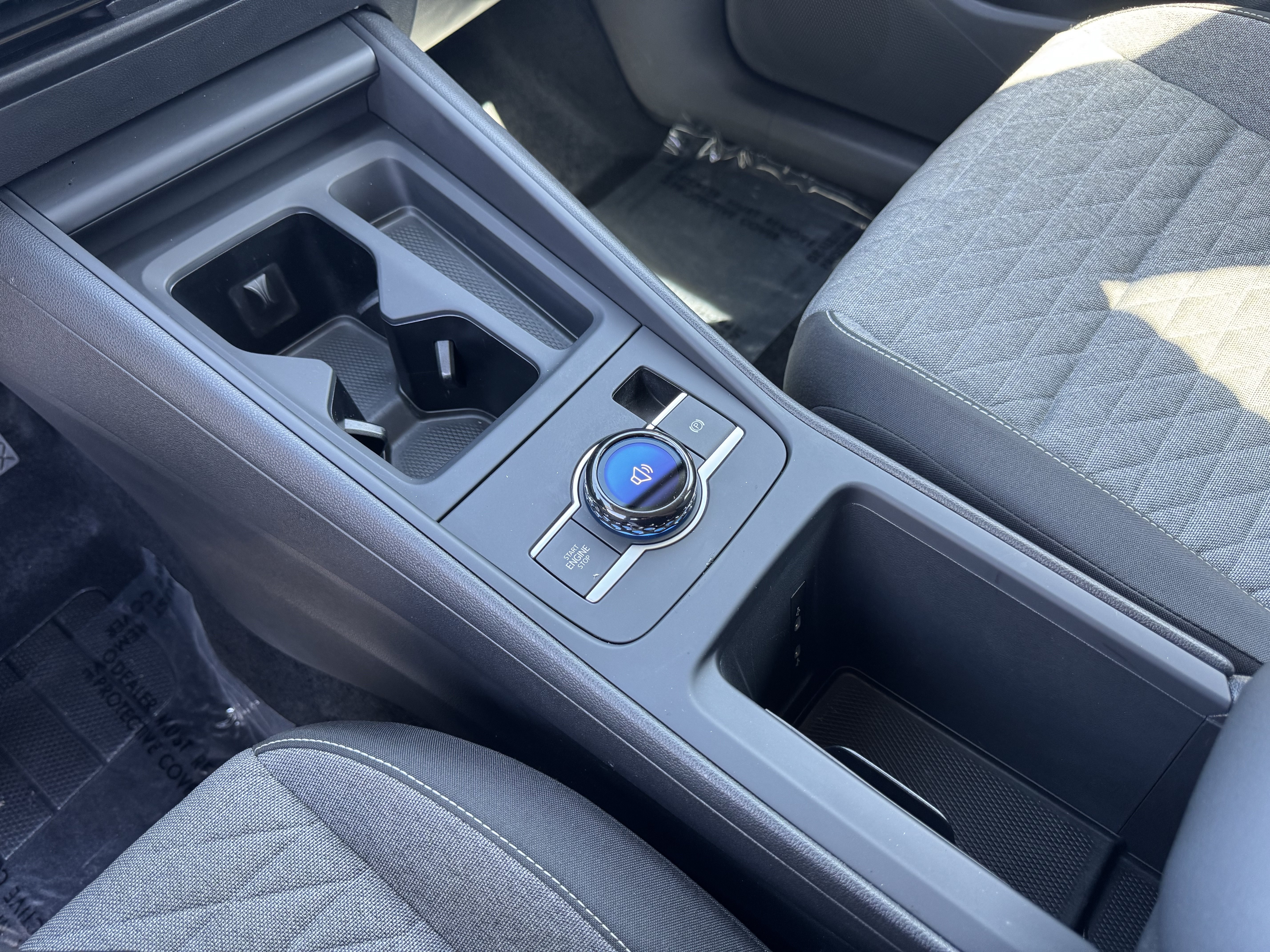 Certified 2025 Volkswagen Tiguan S FWD image 26