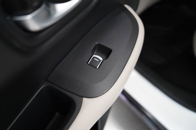 Used 2025 Honda HR-V EX-L image 48