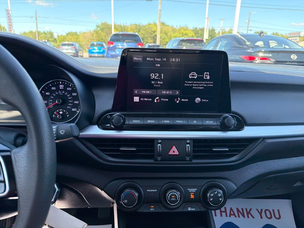 Used 2022 Kia Forte LXS w/ LXS Technology Package FWD image 22