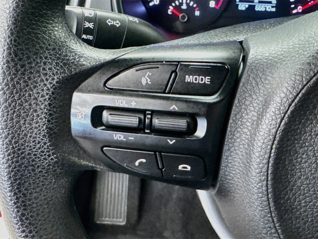 Used 2020 Kia Rio S FWD image 8