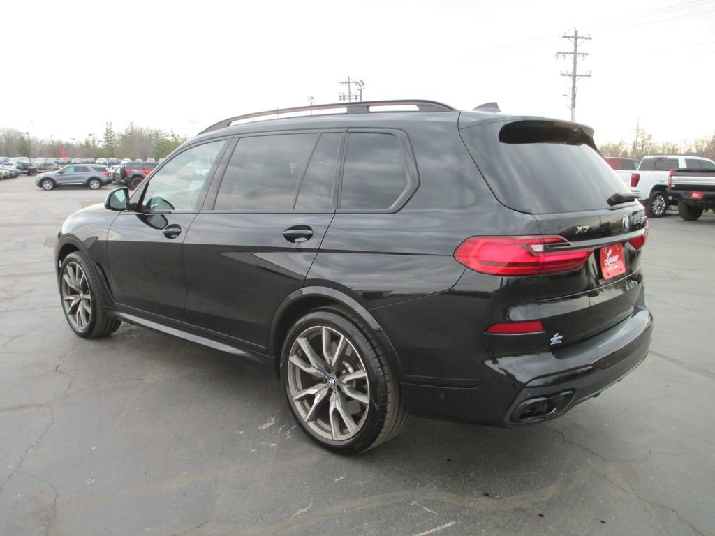 Used 2022 BMW X7 M50i w/ Dynamic Handling Package image 10