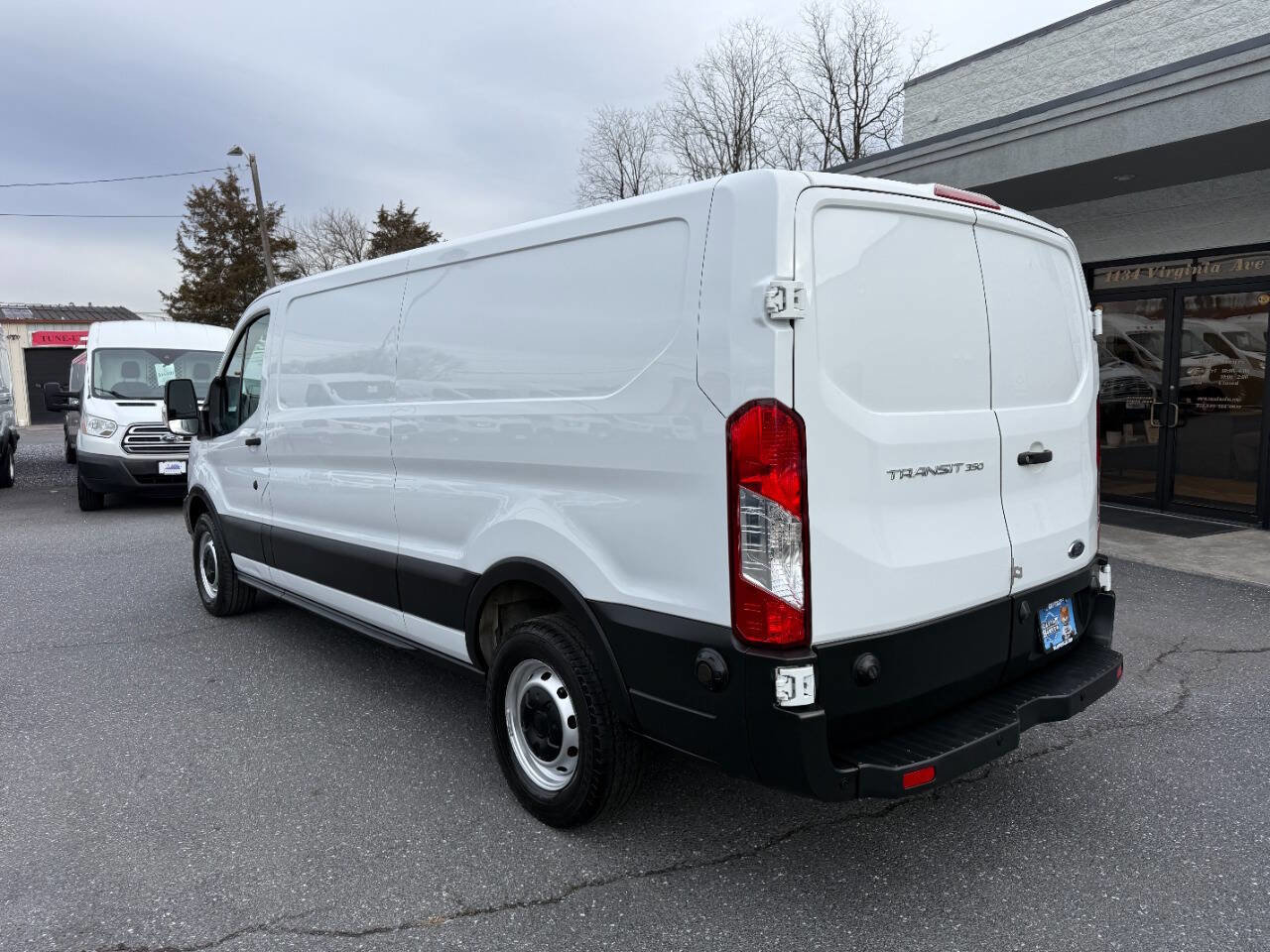 Used 2019 Ford Transit 350 148 Low Roof RWD image 2