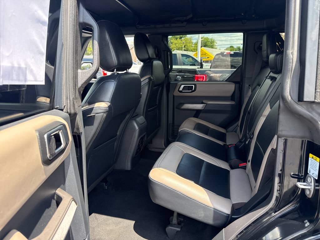 Used 2023 Ford Bronco Wildtrak AWD/4WD image 14