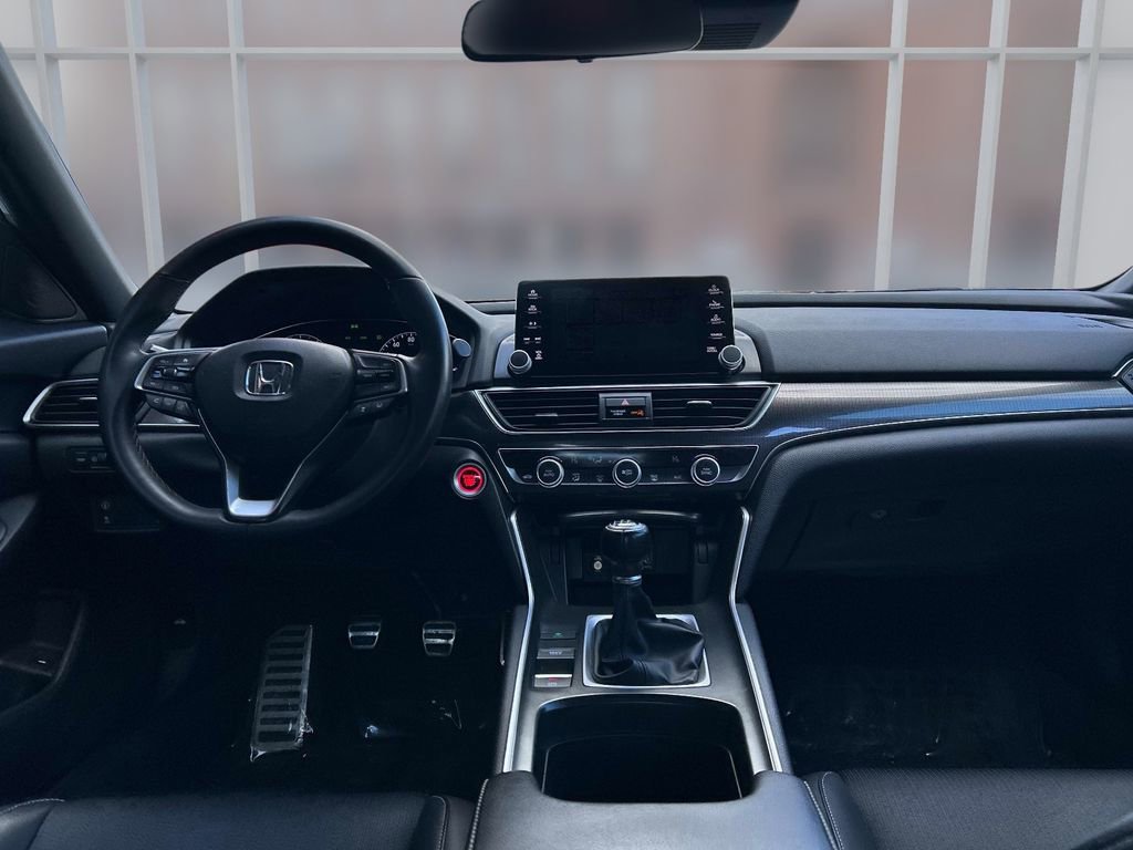 Used 2018 Honda Accord Sport image 15