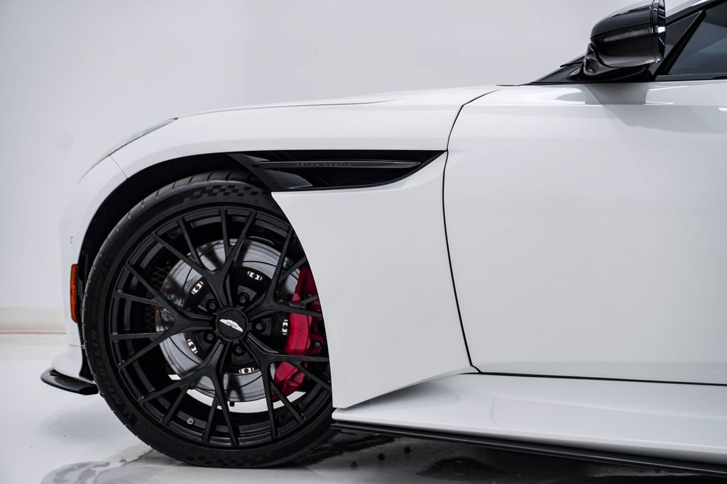 Used 2024 Aston Martin DB12 Coupe RWD image 14