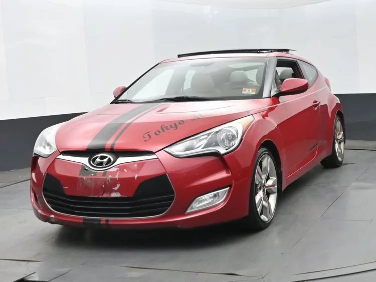 Used 2013 Hyundai Veloster w/ Style Pkg FWD image 1