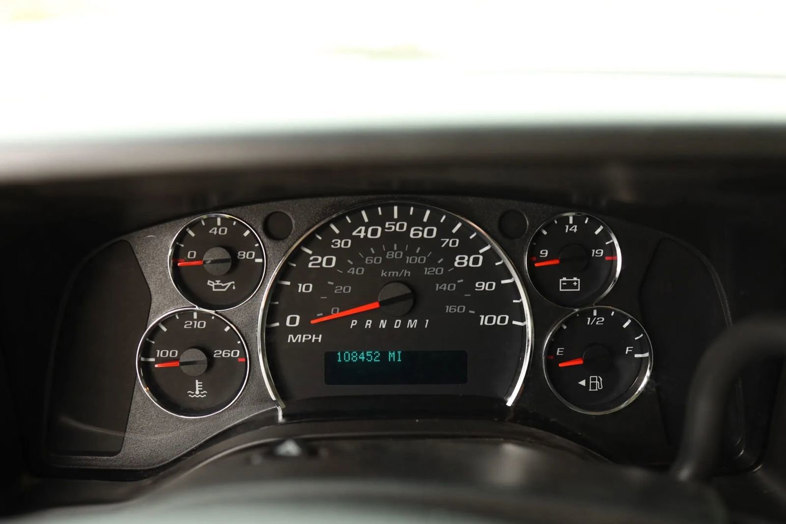 Used 2013 Chevrolet Express 2500 image 22