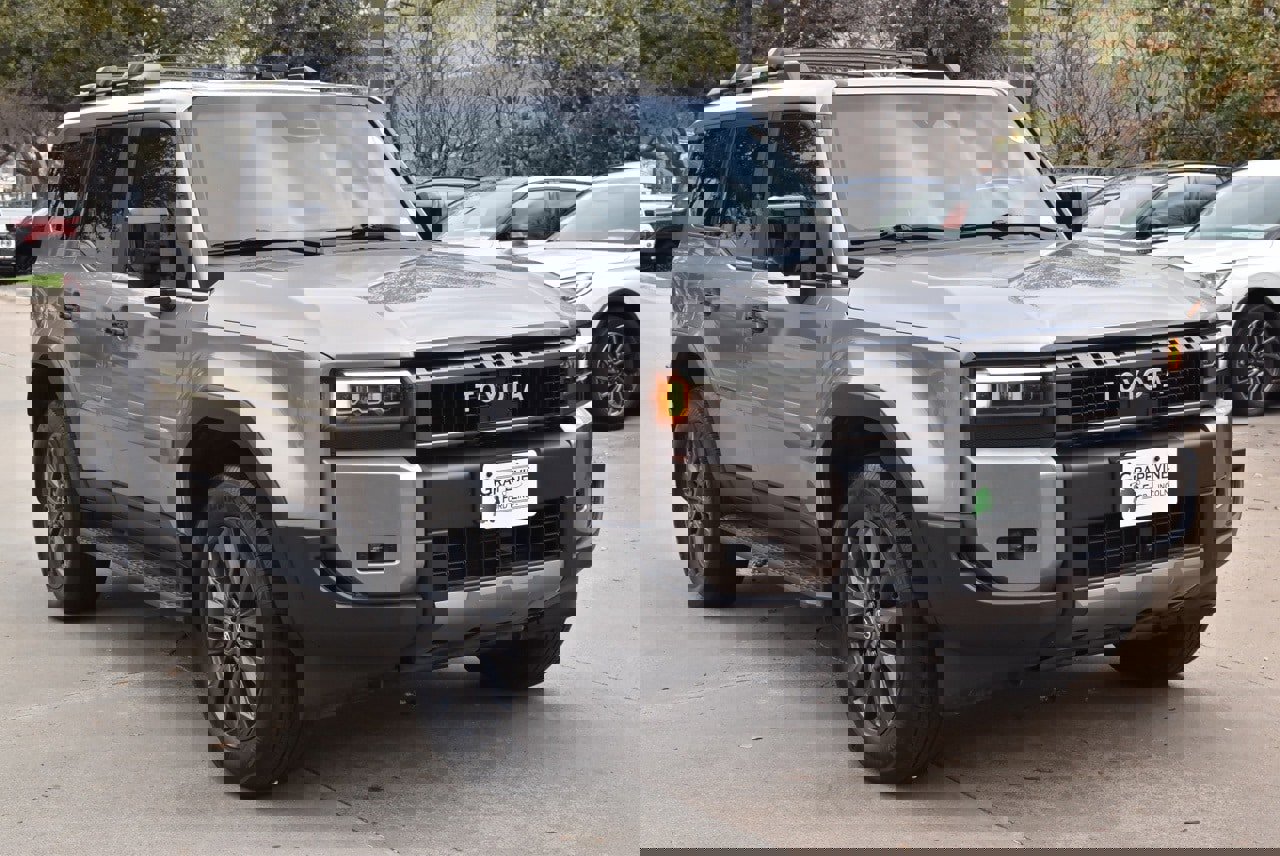 Used 2025 Toyota Land Cruiser image 4